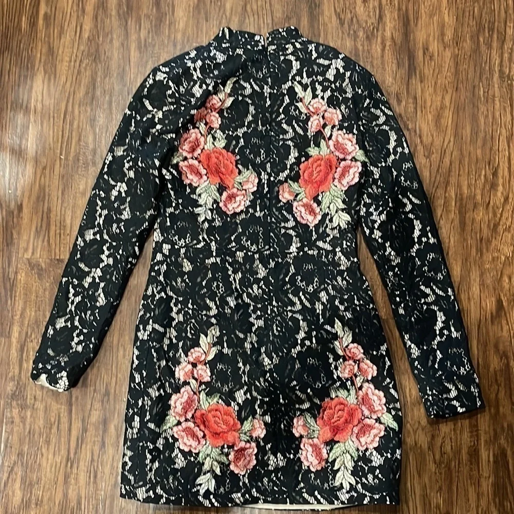 Missguided x Peace & Love Floral Lace High Neck Dress limited collection size 8 - Picture 5 of 12
